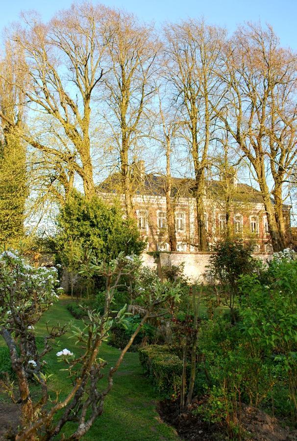 Chateau "Le Castel Des Anges" Bed & Breakfast Wailly-Beaucamp Exterior photo